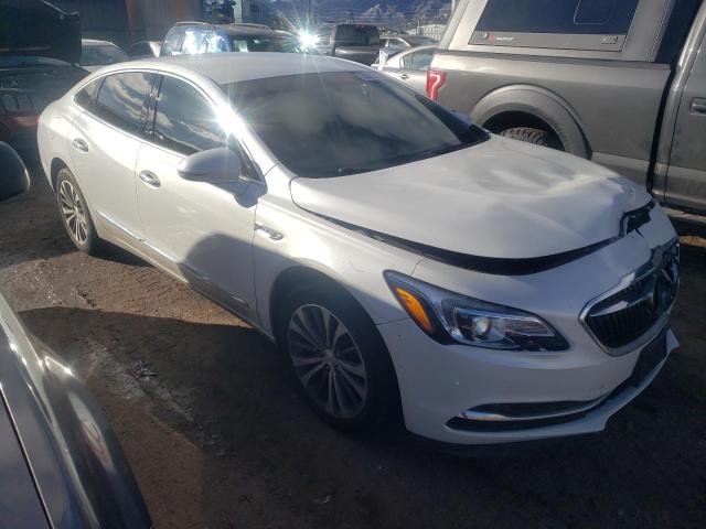 1G4ZP5SS3JU146624 - 2018 BUICK LACROSSE ESSENCE WHITE photo 4