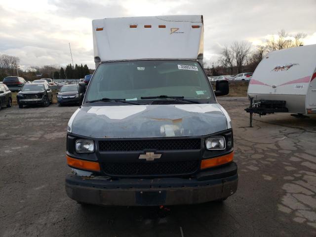 1GB3G2AA5A1163156 - 2010 CHEVROLET EXPRESS WHITE photo 5