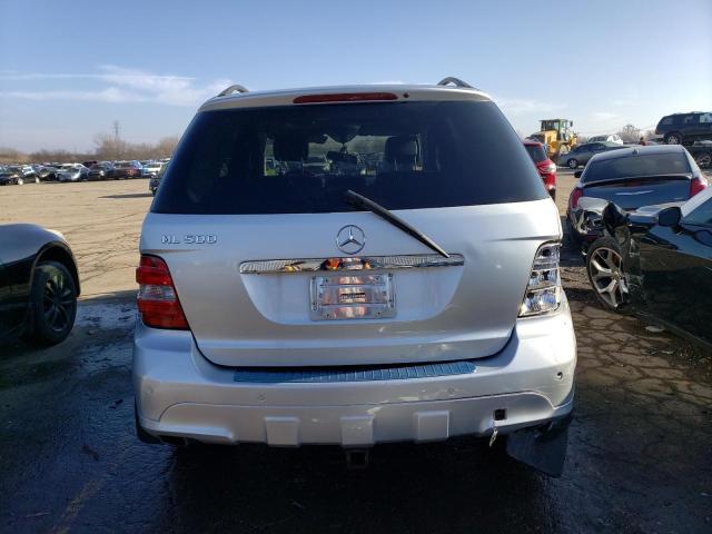 4JGBB75E06A068992 - 2006 MERCEDES-BENZ ML 500 SILVER photo 6