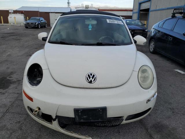 3VWRG3AL5AM008622 - 2010 VOLKSWAGEN NEW BEETLE WHITE photo 5