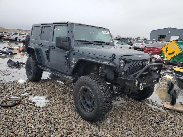 1C4HJWEG6JL923088 - 2018 JEEP WRANGLER U SAHARA CHARCOAL photo 4