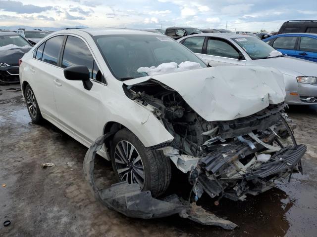 4S3BNAB63J3010393 - 2018 SUBARU LEGACY 2.5I WHITE photo 4