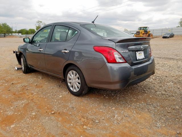 3N1CN7APXJL877685 - 2018 NISSAN VERSA S  photo 3