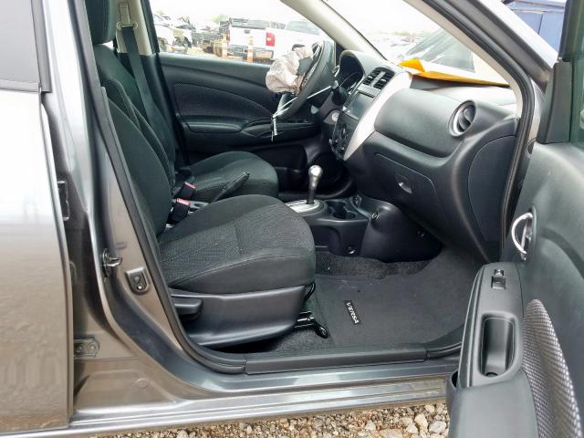 3N1CN7APXJL877685 - 2018 NISSAN VERSA S  photo 5