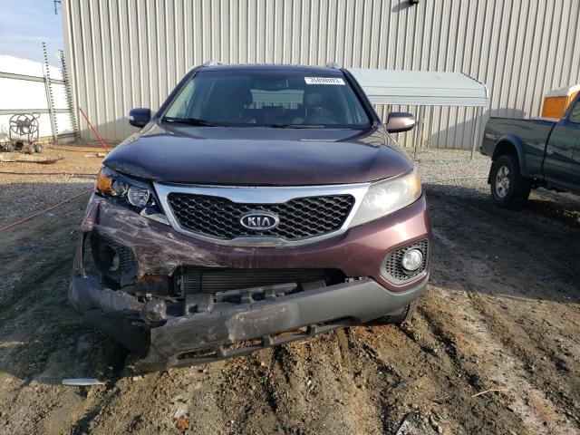 5XYKT3A17BG137040 - 2011 KIA SORENTO BASE BURGUNDY photo 5