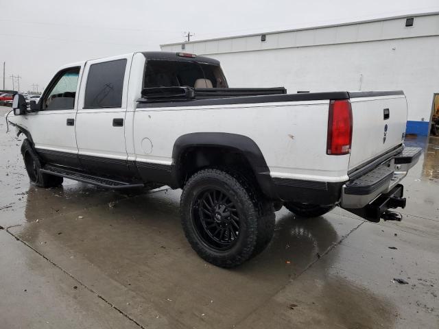 1GTGK23R9YF464170 - 2000 GMC SIERRA K2500 WHITE photo 2