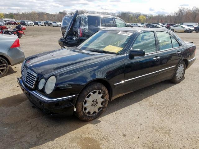 WDBJF65H4XA784531 - 1999 MERCEDES-BENZ E 320  photo 2