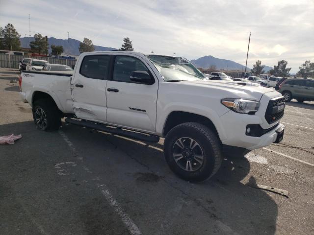 3TMBZ5DN2HM006182 - 2017 TOYOTA TACOMA DOUBLE CAB 白色 照片 4