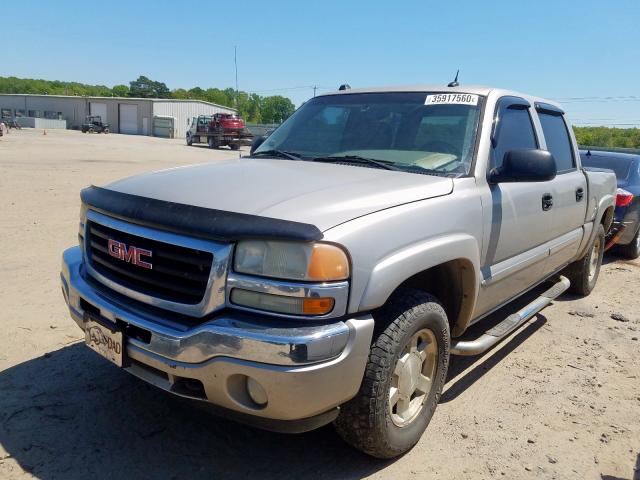 2GTEK13T351394648 - 2005 GMC NEW SIERRA K1500  photo 2