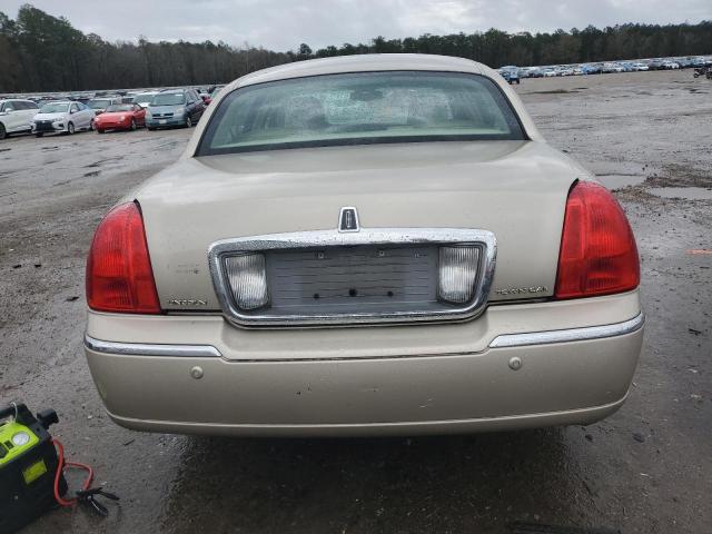 1LNHM81W84Y641697 - 2004 LINCOLN TOWN CAR EXECUTIVE GOLD photo 6