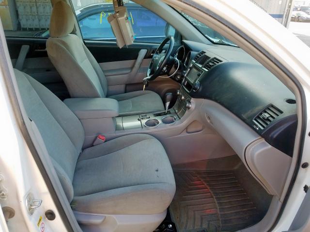 5TDBK3EH6DS264605 - 2013 TOYOTA HIGHLANDER BASE  photo 5