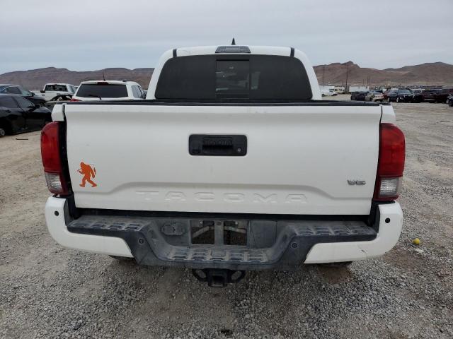 5TFCZ5AN7JX128531 - 2018 TOYOTA TACOMA DOUBLE CAB 白色 照片 6