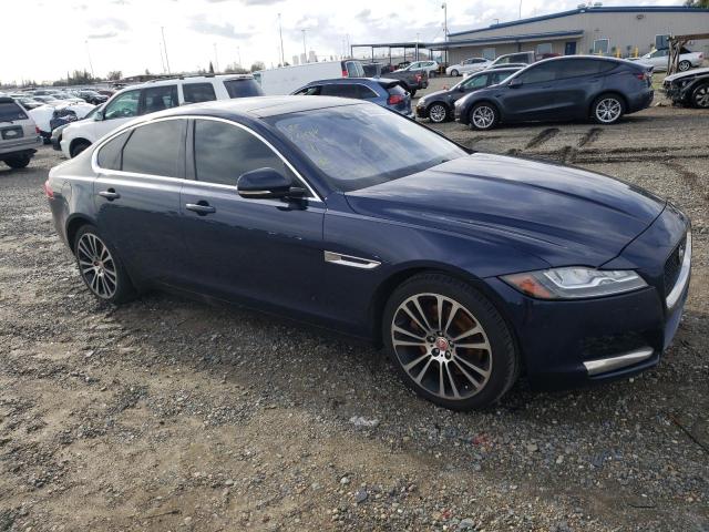 SAJBE4BV6GCY05392 - 2016 JAGUAR XF PRESTIGE BLUE photo 4