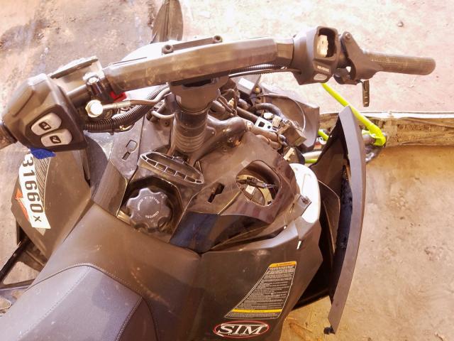 4UF17SNW4HT106852 - 2017 ARCTIC CAT XF800  photo 8