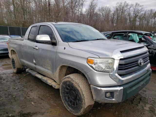 5TFRM5F17EX078136 - 2014 TOYOTA TUNDRA DOUBLE CAB SR/SR5 SILVER photo 4