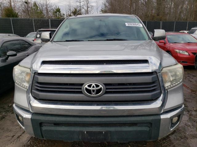 5TFRM5F17EX078136 - 2014 TOYOTA TUNDRA DOUBLE CAB SR/SR5 SILVER photo 5