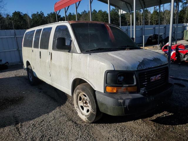 1GTFG154581103914 - 2008 GMC SAVANA G1500 WHITE photo 4