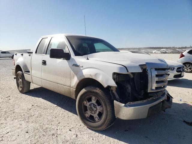 1FTRX02829KC42392 - 2009 FORD F150 SUPER CAB WHITE photo 4