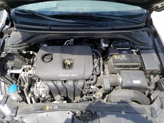 5NPD84LF0JH266933 - 2018 HYUNDAI ELANTRA SEL  photo 7