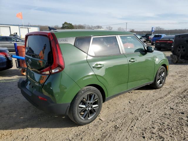 KNDJ33AU1M7126525 - 2021 KIA SOUL EX GREEN photo 3