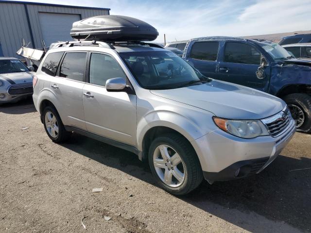 JF2SH64629H740524 - 2009 SUBARU FORESTER 2.5X LIMITED SILVER photo 4