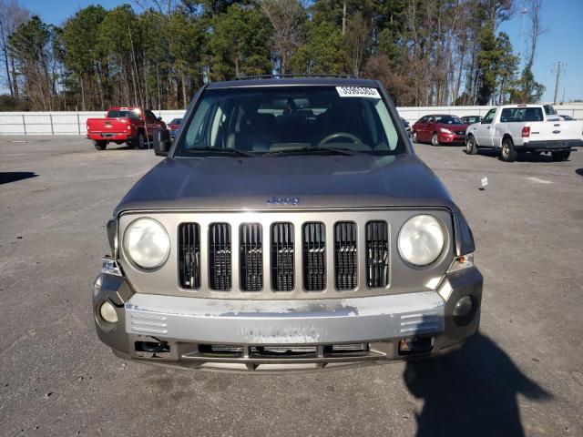 1J8FF48W47D371618 - 2007 JEEP PATRIOT LIMITED GOLD photo 5