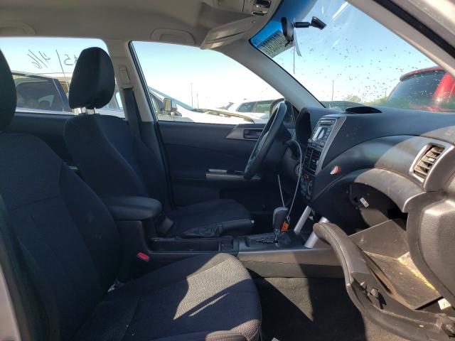 JF2SHBBC7BH719868 - 2011 SUBARU FORESTER 2.5X SILVER photo 5