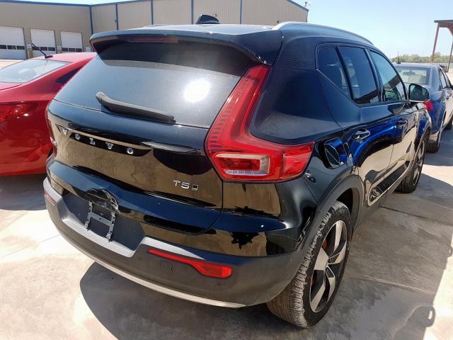 YV4162XZ6K2010376 - 2019 VOLVO XC40 T5 MOMENTUM  photo 4