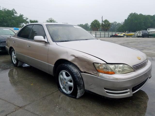 JT8GK13T7R0037708 - 1994 LEXUS ES 300  photo 1