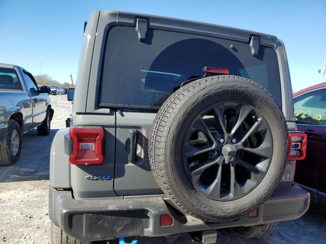 1C4JJXP64NW153697 - 2022 JEEP WRANGLER U SAHARA 4XE GRAY photo 6