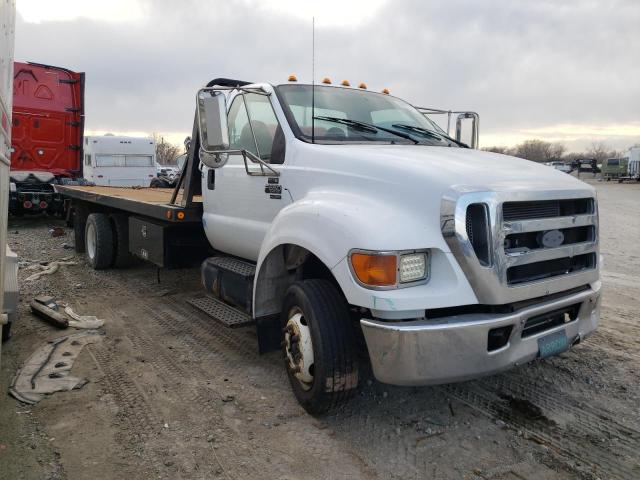 3FRNF65F56V293496 - 2006 FORD F650 SUPER DUTY WHITE photo 4