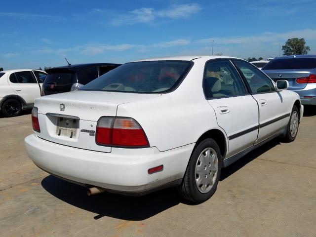 1HGCD5637VA015159 - 1997 HONDA ACCORD LX  photo 4