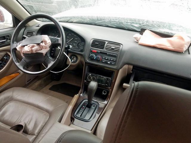 JH4KA7668SC010303 - 1995 ACURA LEGEND L  photo 9