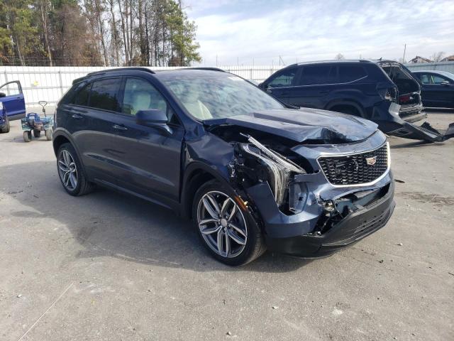 1GYFZER40LF027696 - 2020 CADILLAC XT4 SPORT BLUE photo 4