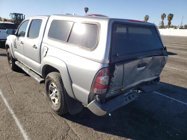 3TMJU4GN7FM177829 - 2015 TOYOTA TACOMA DOUBLE CAB PRERUNNER SILVER photo 3