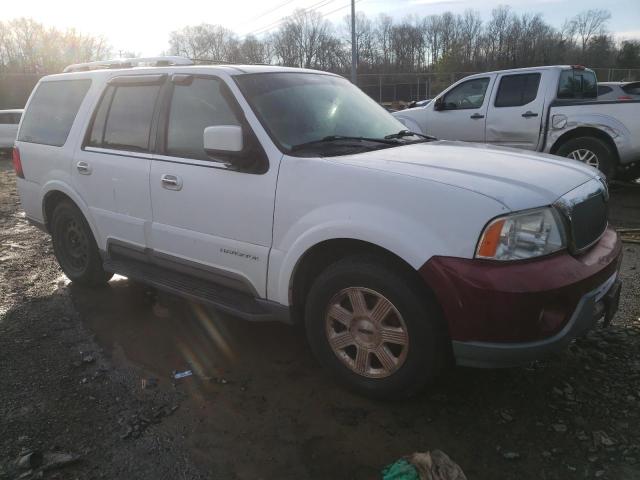 5LMFU27R34LJ33685 - 2004 LINCOLN NAVIGATOR 白色 照片 4