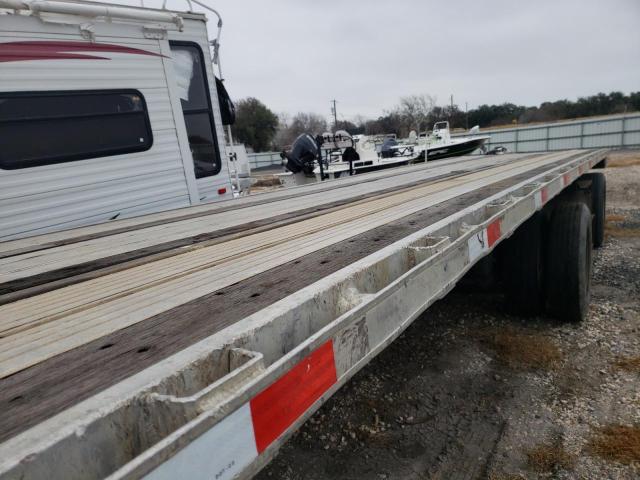 1UYFS2534DA610304 - 2013 UTILITY TRAILER Silber Foto 5