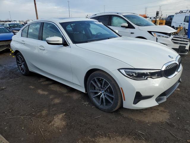 3MW5R7J00L8B26899 - 2020 BMW 330XI WHITE photo 4