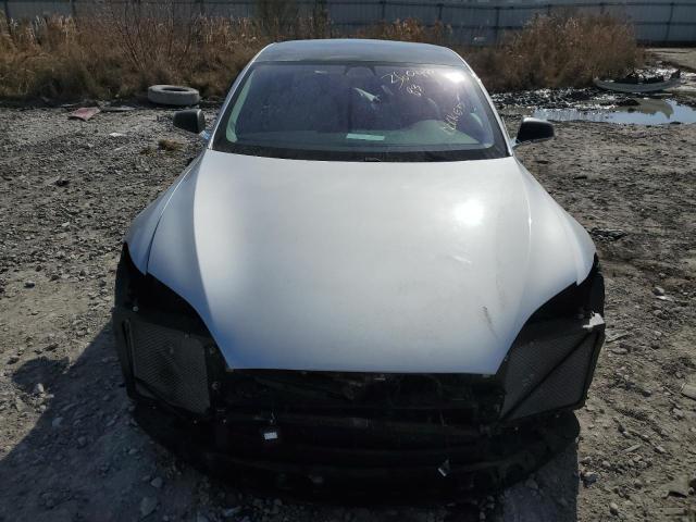5YJSA1E23HF228853 - 2017 TESLA MODEL S Արծաթագույն լուսանկար 11