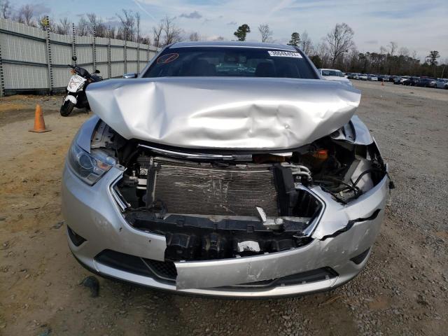 1FAHP2F80KG115656 - 2019 FORD TAURUS LIMITED SILVER photo 5