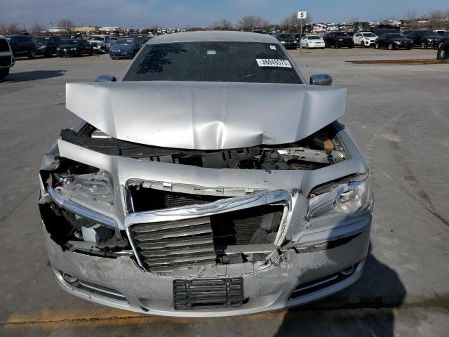 2C3CCACGXCH251115 - 2012 CHRYSLER 300 LIMITED SILVER photo 5
