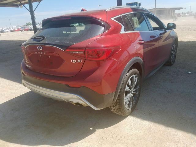 SJKCH5CR7JA054370 - 2018 INFINITI QX30 BASE  photo 4