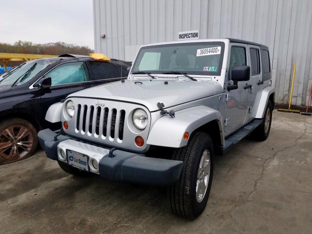 1C4BJWEG0CL134539 - 2012 JEEP WRANGLER UNLIMITED SAHARA  photo 2