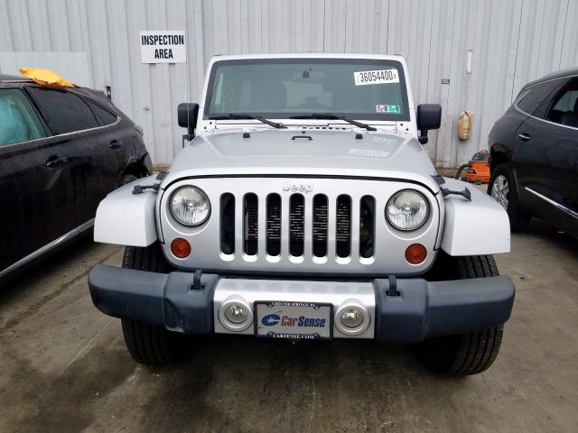 1C4BJWEG0CL134539 - 2012 JEEP WRANGLER UNLIMITED SAHARA  photo 9