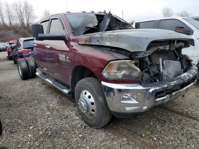 3C63RRHL2HG623558 - 2017 RAM 3500 SLT BURGUNDY photo 4