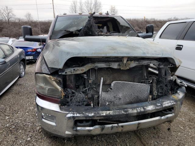 3C63RRHL2HG623558 - 2017 RAM 3500 SLT BURGUNDY photo 5