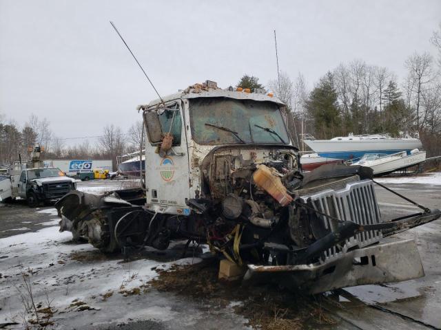 5KJJAVDV9GLHL8785 - 2016 WESTERN STAR/AUTO CAR CONVENTION 4700SF WHITE photo 1