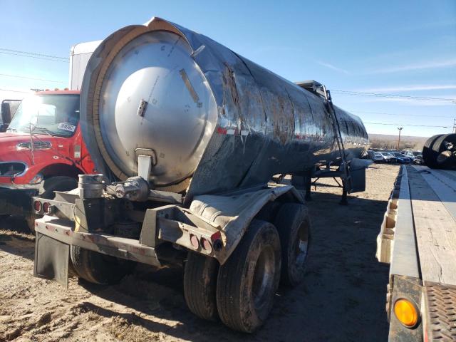 1PMS54320J1049463 - 2018 OTHER TANKER SILVER photo 4