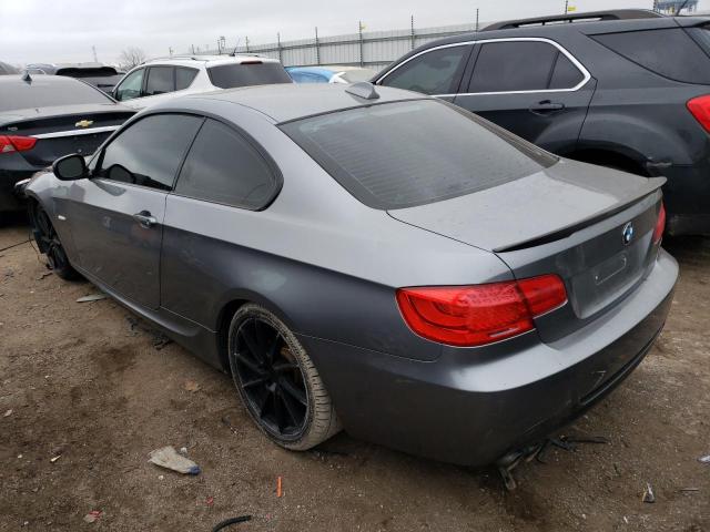 WBAKE3C53BE557314 - 2011 BMW 3 SERIES I GRAY photo 2