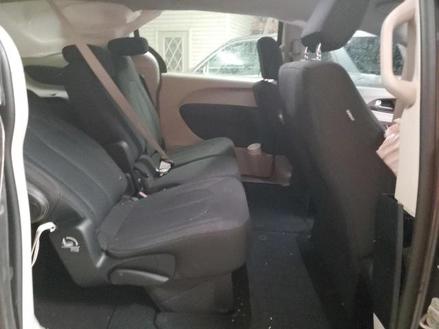 2C4RC1CG3JR127555 - 2018 CHRYSLER PACIFICA LX CHARCOAL photo 10